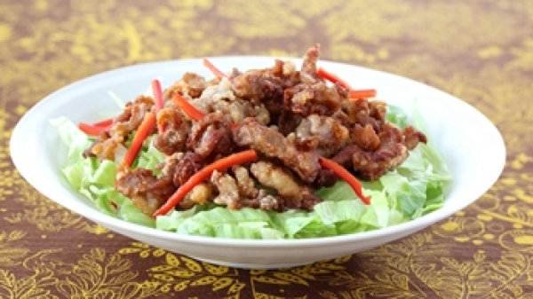 甘辛揚げ豚とレタスのサラダの画像