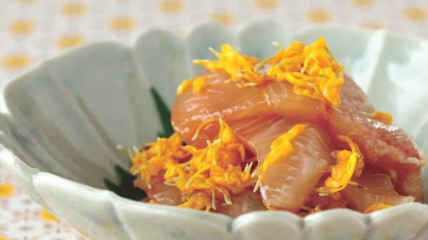 かんぱちと菊の和えものの画像