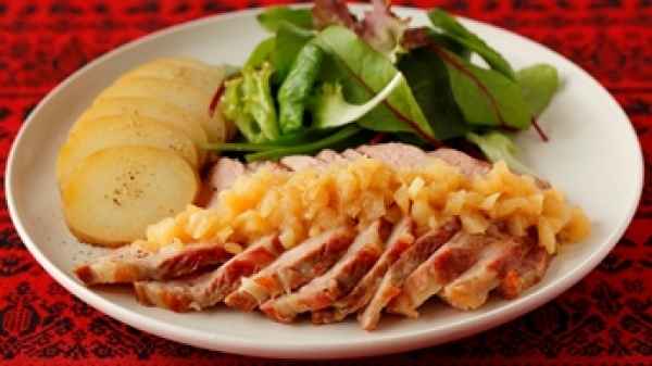 ローストポークアップルソース添えの画像