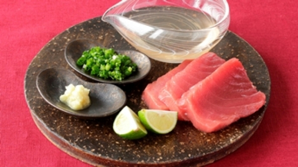 本まぐろのお造り煎り酒添えの画像