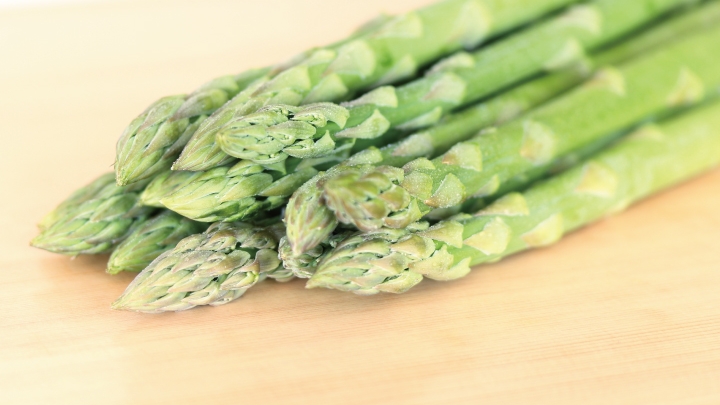 アスパラガスをおいしく食べる下ごしらえ 顔が見える食品