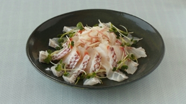 塩もみ大根と真鯛のポン酢がけの画像