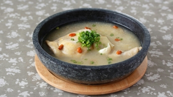 骨付き鶏もも肉の簡単サムゲタンの画像