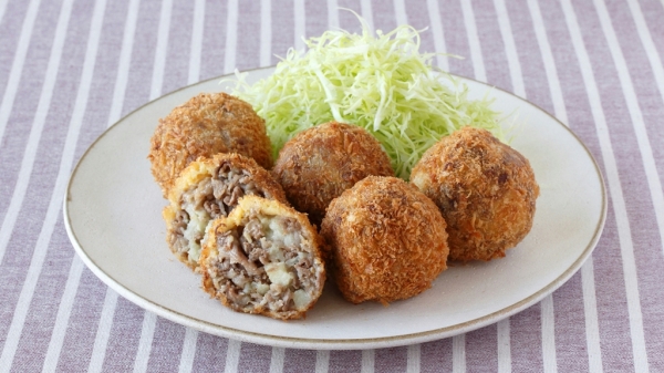 牛肉の小間メンチカツの画像