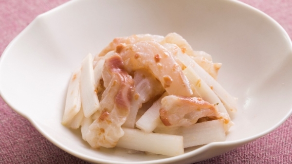 真鯛とうどの梅肉和えの画像