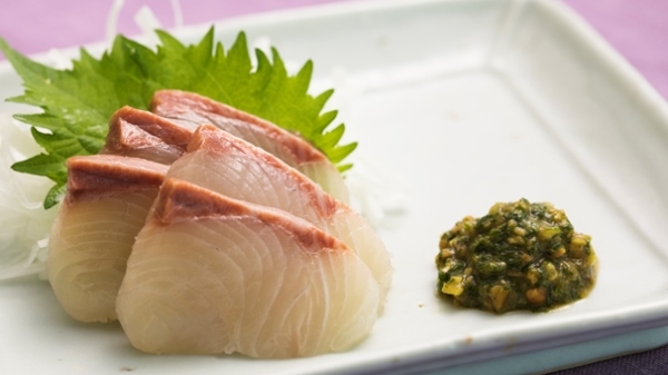 かんぱちの唐辛子大葉みそ添えの画像