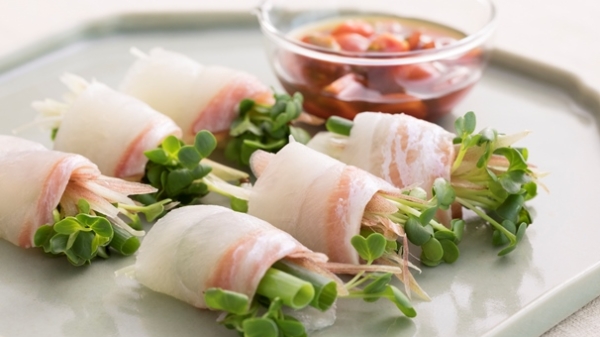 真鯛の香味野菜巻きの画像