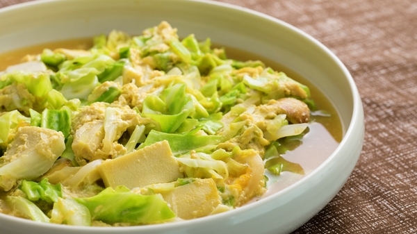 春キャベツと高野豆腐の卵とじの画像