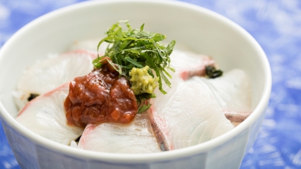 かんぱちの梅だれ丼の画像