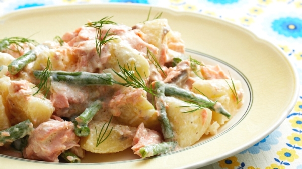 鮭とさやいんげんのヨーグルトポテトサラダの画像