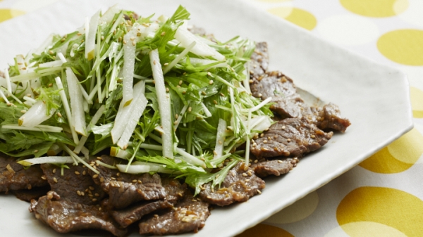 梨と水菜の焼き肉サラダの画像