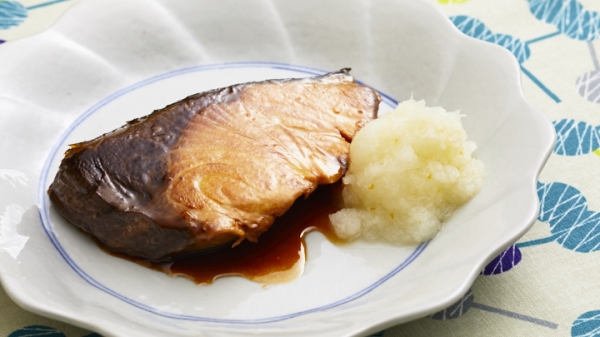 ぶりの照り焼き　ゆずおろし添えの画像