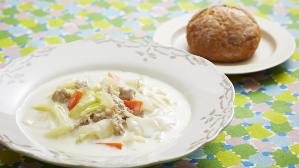 豚肉とキャベツのクリームスープの画像