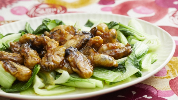 かきとチンゲン菜の黒酢炒めの画像