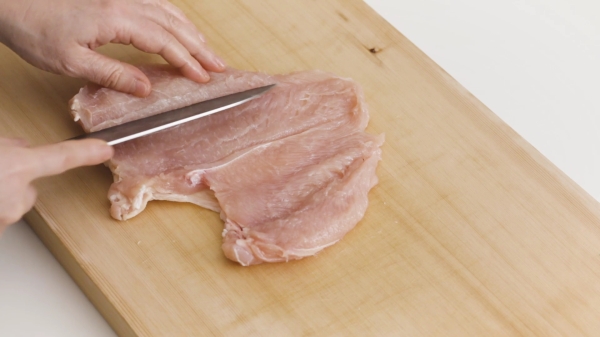 鶏肉の観音開きの画像