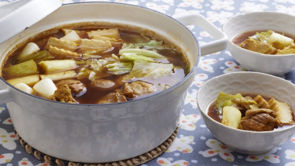 和風カレー鶏鍋の画像