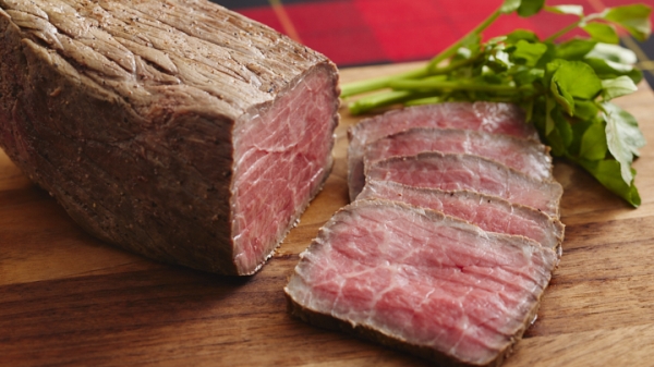 ローストビーフ　グレービーソース添えの画像