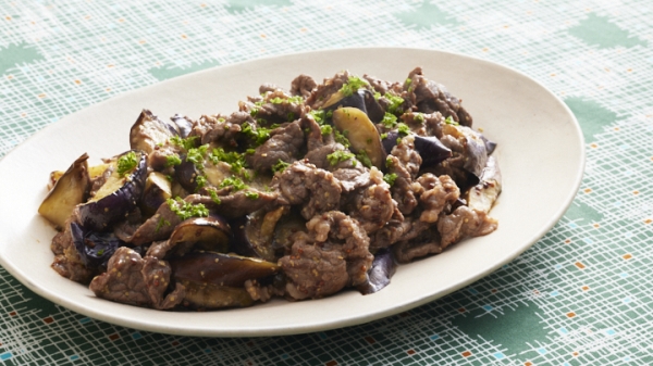 牛肉となすの粒マスタードしょうゆ炒めの画像