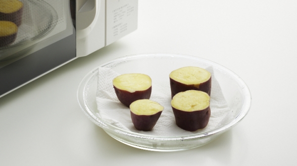 レンジで蒸しさつまいもの画像