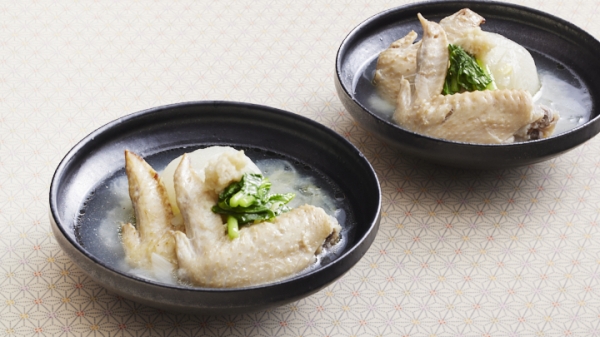 鶏手羽先とかぶの塩麹スープの画像