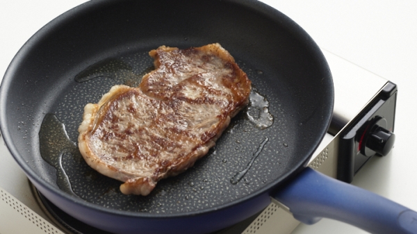 ステーキの焼き方の画像