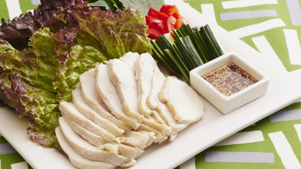 蒸し鶏の韓国風レタス包みの画像