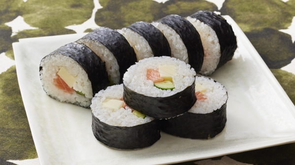 太巻きずしをきれいに巻くには？の画像