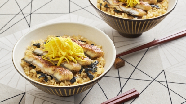 うなぎと錦糸卵の蒸しおこわ風の画像